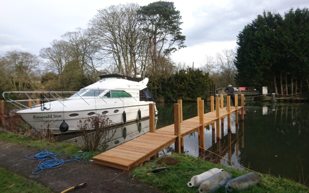 What are the different types of moorings?